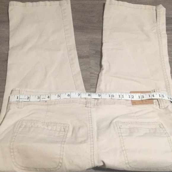 American Eagle Stretch capris Size 6 - Picture 3 of 5